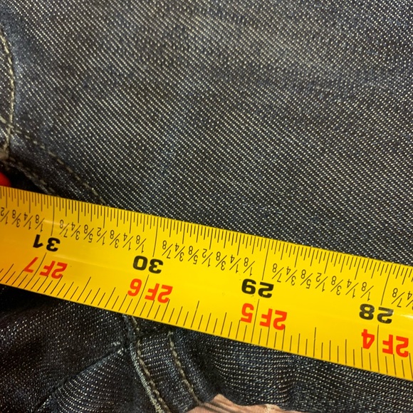 Rock & Republic skinny jeans size 26
Inseam 30”
Excellent Pre-owned Condition - Picture 11 of 11